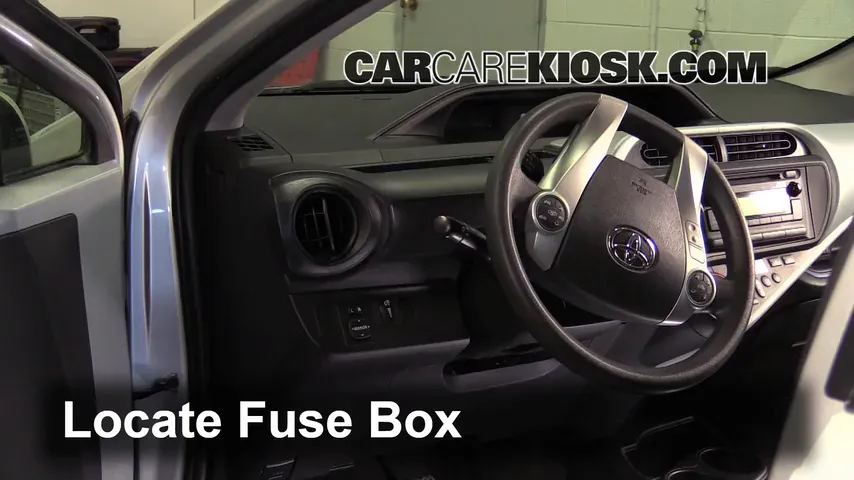 2012 Toyota Prius C 1.5L 4 Cyl. Fuse (Interior)